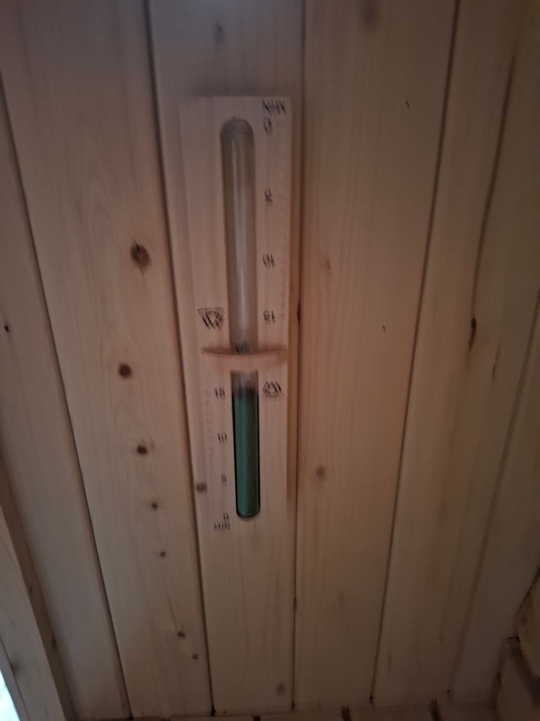 Customer photo review of Sauna Sanduhr