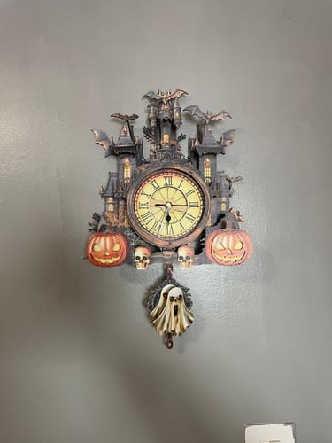 Customer photo review of Halloween Castle-DIY Wooden Clock, 3D Puzzle Craft Kit