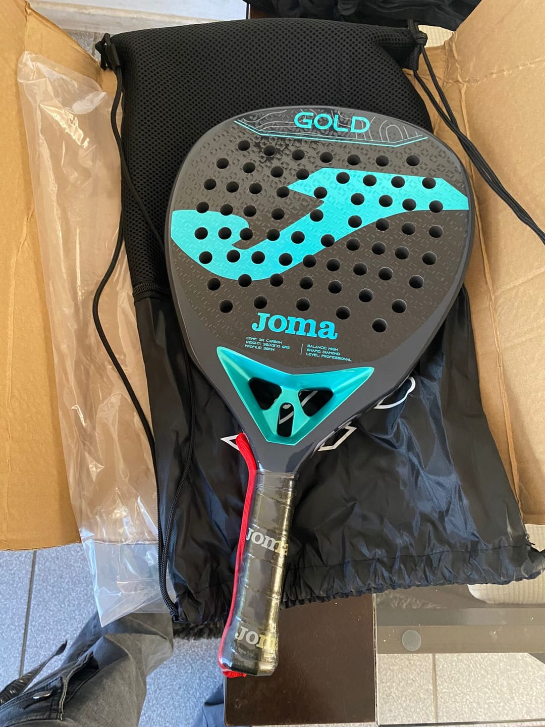 Customer photo review of Pala Padel Joma Gold Negro Turquesa