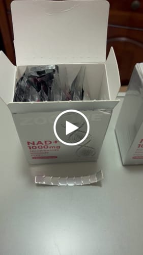 Customer video review of NAD+ Berry Flavor Drink Mix Celivida®