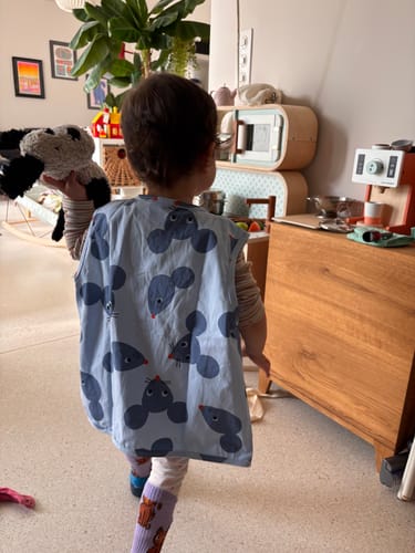 Margot T. review of FUNNY MOUSE WAISTCOAT image 1 out of 1