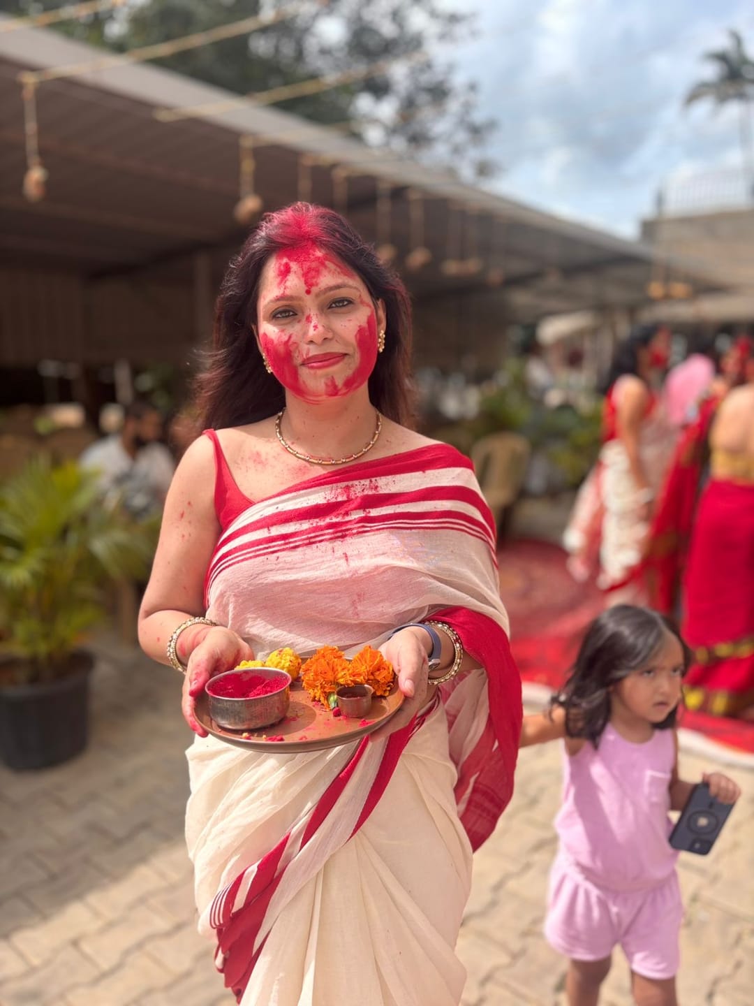 Customer photo review of White And Red Pure Cotton Saree