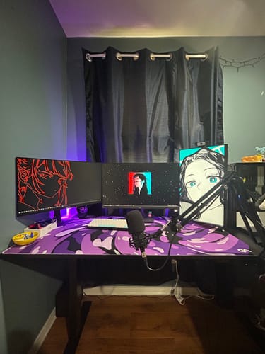 Customer photo review of Obsidian Swirl Mousepad