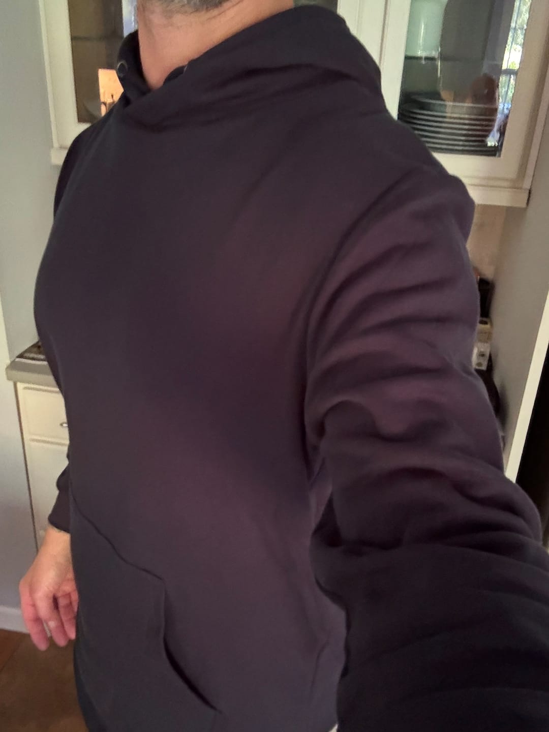 Customer photo review of 021 ESSENTIAL DROP-CUT HOODIE
