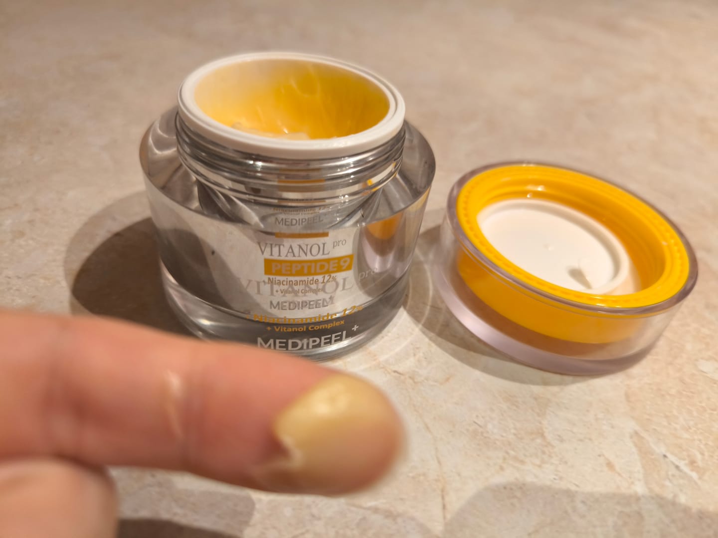Customer photo review of Liftinga krēms ar peptīdiem un 12% niacinamīdu MEDI-PEEL Peptide 9 Vitanol PRO Cream