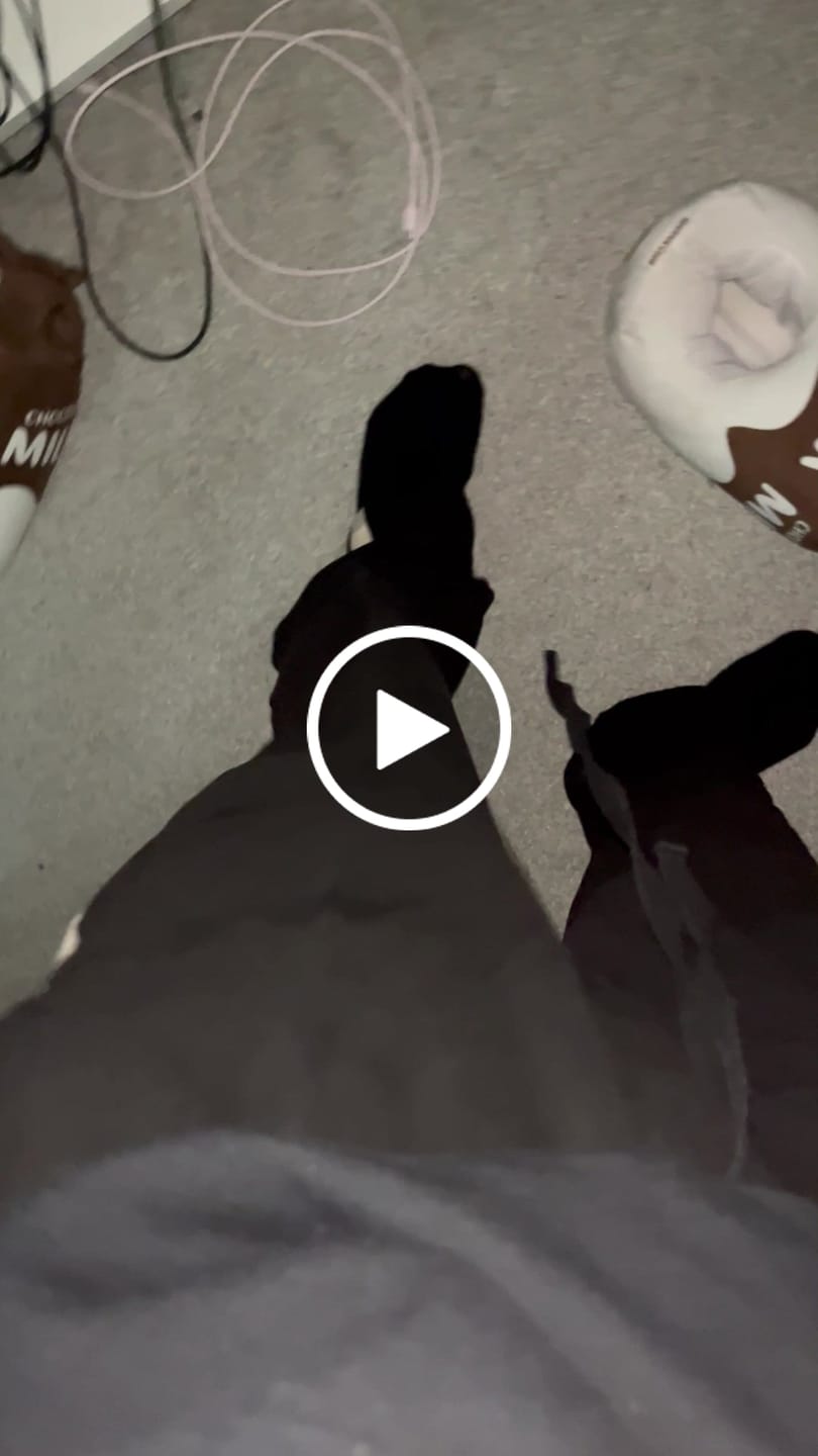 Customer video review of Sutorai Loose Pants