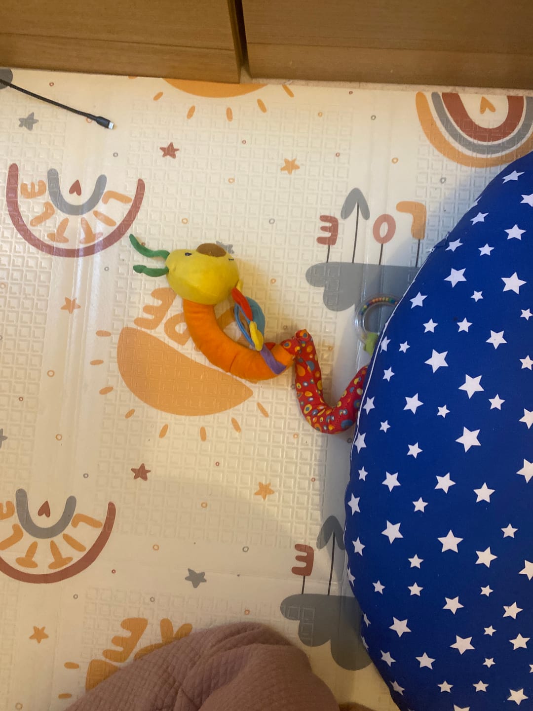 Customer photo review of Tapis Anti-Choc : Créez un grand espace de jeu !