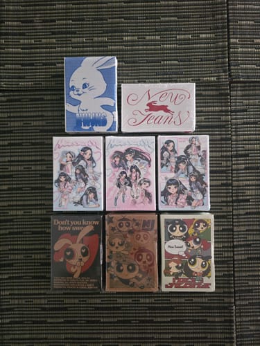 Customer photo review of NEWJEANS - HOW SWEET WEVERSE ALBUM SET