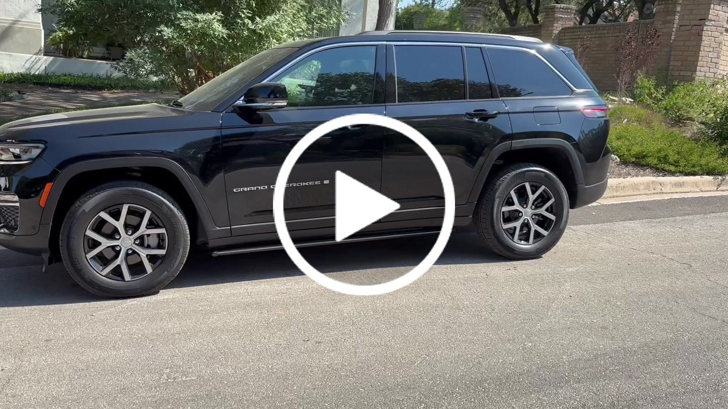 Customer video review of Jeep