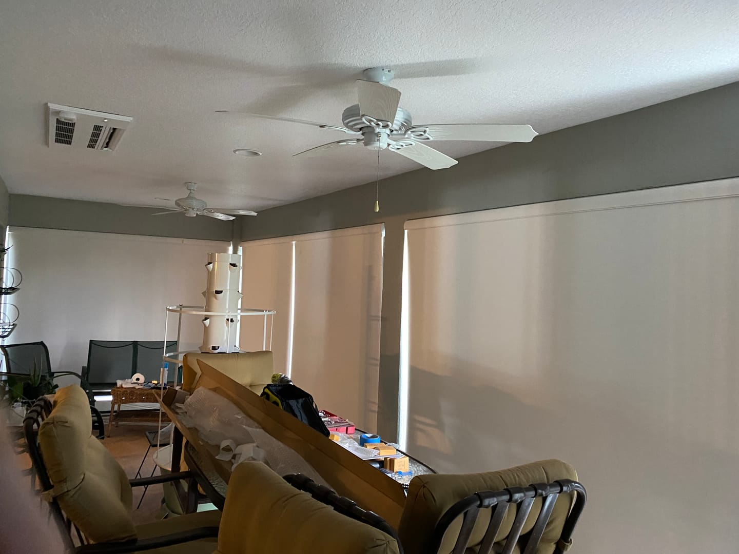 Customer photo review of SmartWings Motorized Roller Shades 100% Blackout Linen