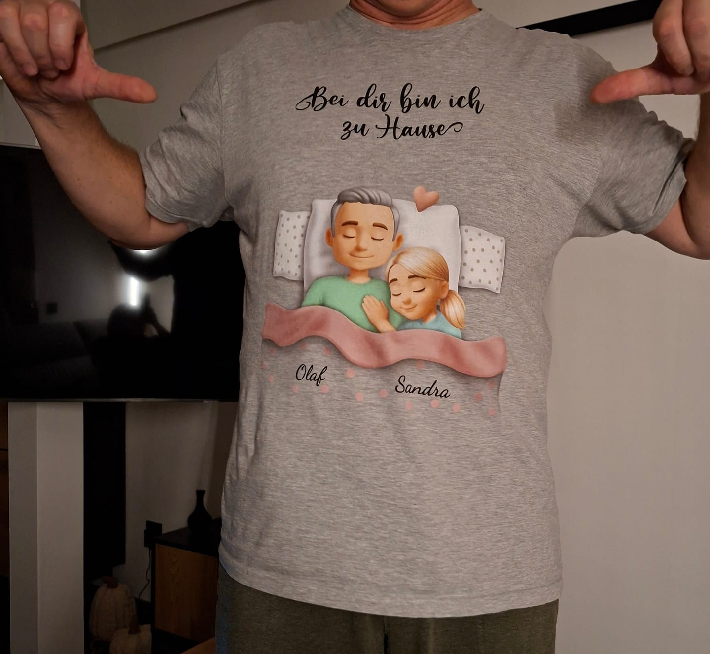 Customer photo review of Schlafmützen (Comic-Stil) - Personalisiertes T-Shirt