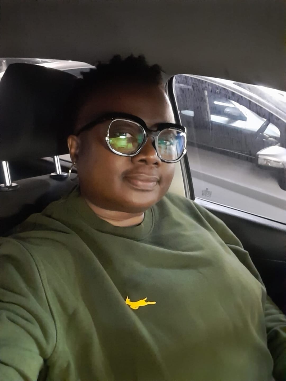 Customer photo review of Springboks HS Small logo Crew Sweat - Military Olive