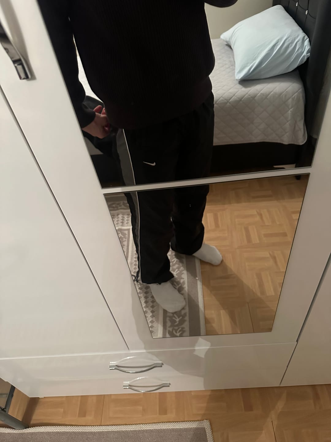 Customer photo review of Nike Vintage Track Pants SUPER RARE 2000s (M)