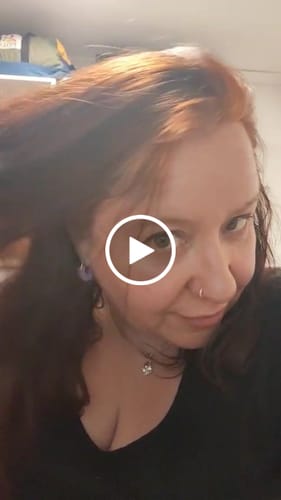 Reseña con vídeo de un cliente sobre Henna Jamila Hair -  Cobrizo Natural y Duradero  👩🏼‍🦰