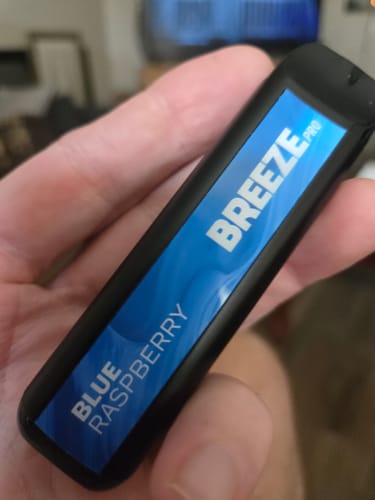 Customer photo review of Breeze Pro Disposable Vape