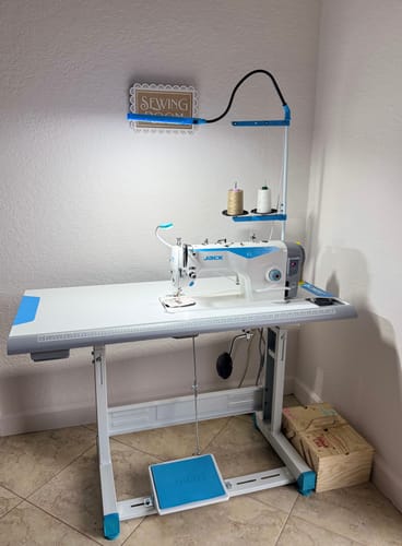 Customer photo review of JACK F5-HL-7 Single Needle DOUBLE CAPACITY HOOK Direct Drive Lockstitch Industrial Sewing Machine Assembled with Table and Stand Included