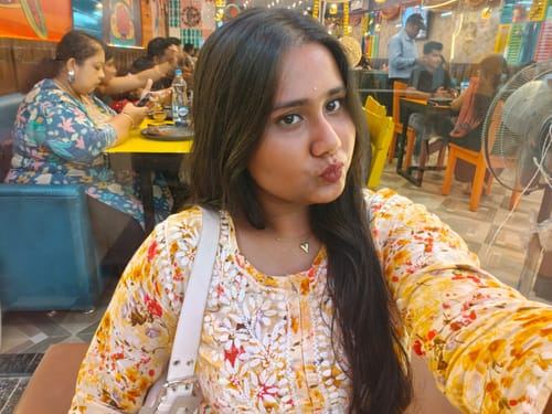 Customer photo review of Inayah Yellow & Pink Mulmul Long Kurta