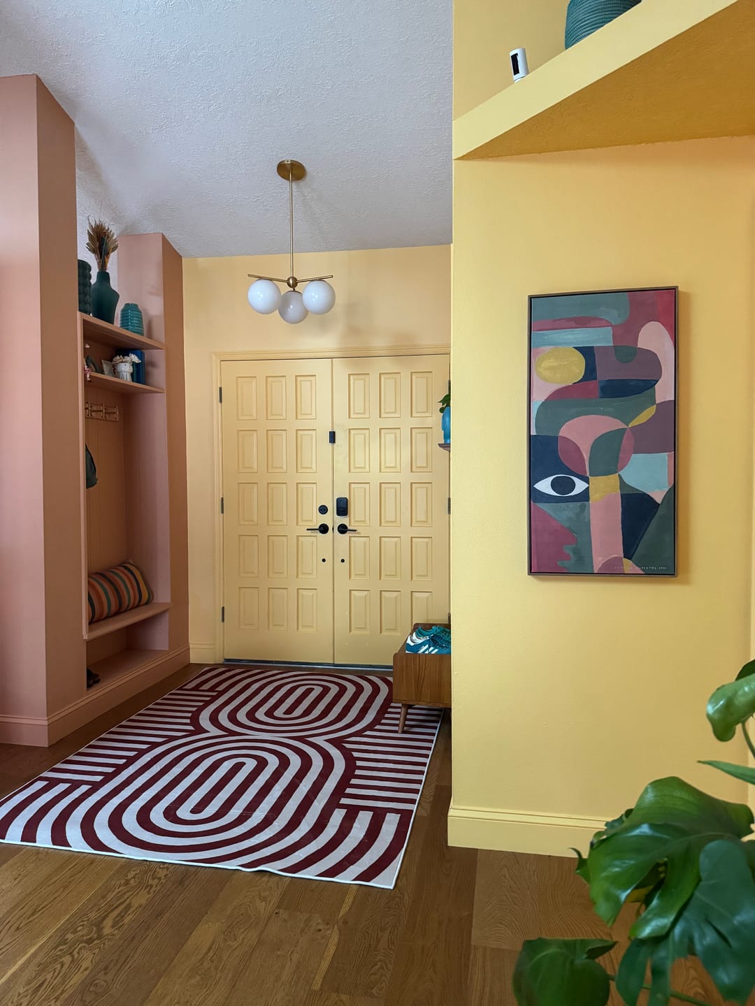 Customer photo review of Curvy Brown Stripes Design Rug
