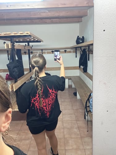 Customer photo review of ROUGH CUT CROPPED OVERSIZE T-SHIRT - RED DEMON / BLACK