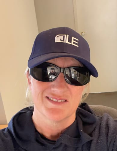 Customer photo review of LE Lifestyle Baseball Cap
