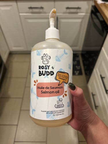 Customer photo review of Rosy & Budd - Huile de Saumon SALM+ 947 ml pour animaux