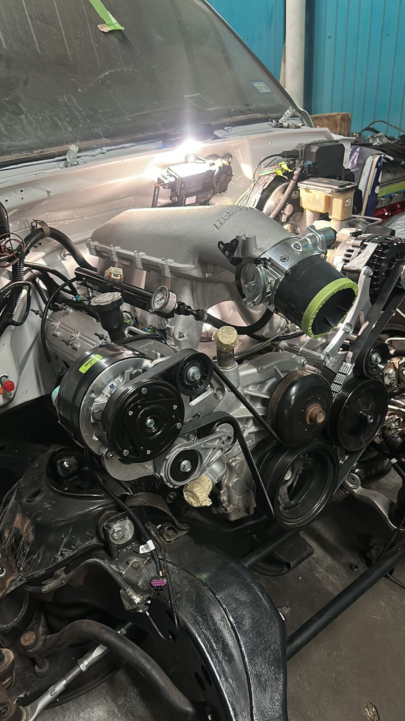Customer photo review of Motion Throttle Cable Bracket for ICON 92/102mm for Motion Raceworks / Lokar Cable 18-11009-1