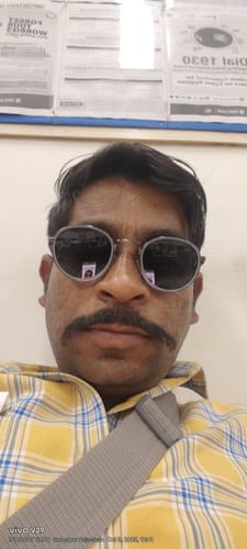 Customer photo review of Pilot | Grey Round Polarized Sunglasses | Black Lens - PMG6673