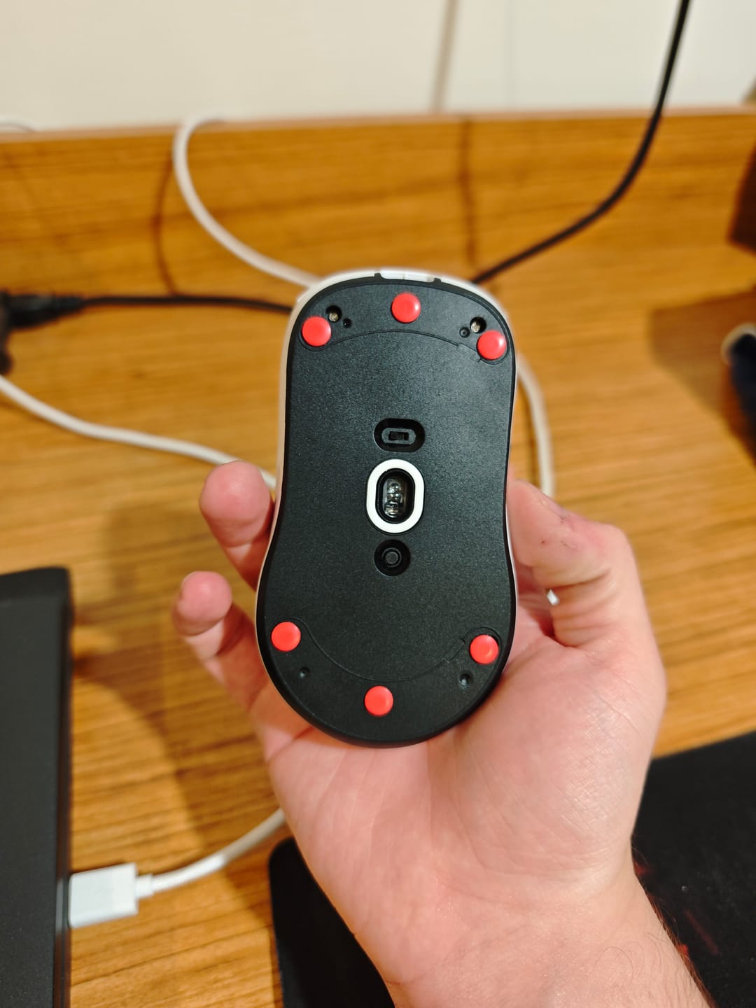Customer photo review of X-Raypad Obsidian Mouse Skates
