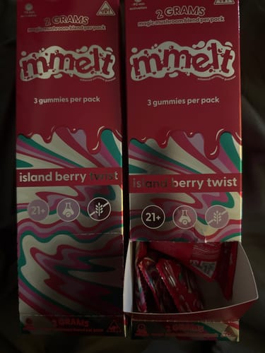 Customer photo review of Mushroom Gummies