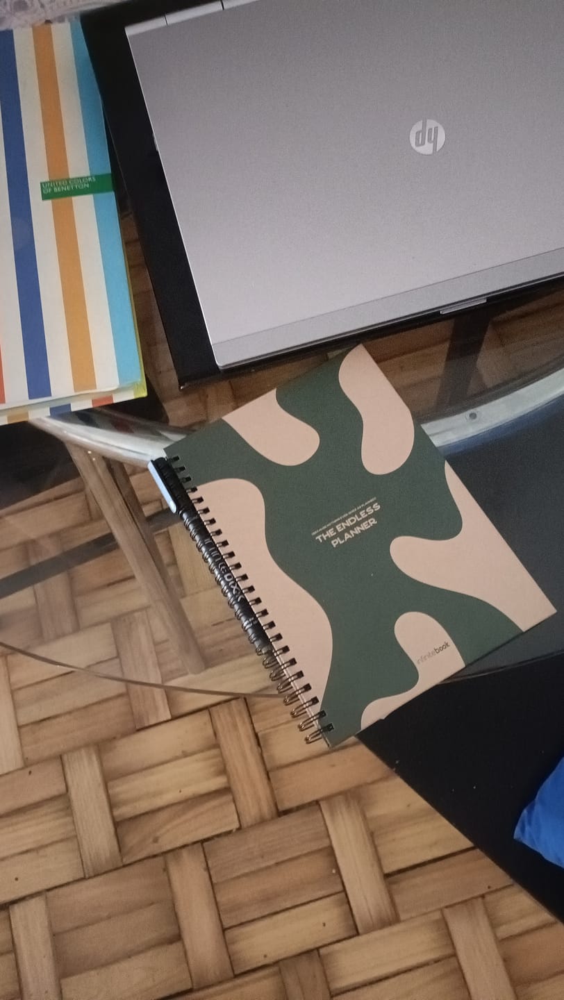 Customer photo review of Infinitebook Planner A5 Green Flow