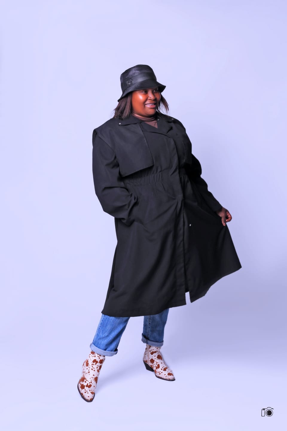 Customer photo review of Black Billy Bucket Hat