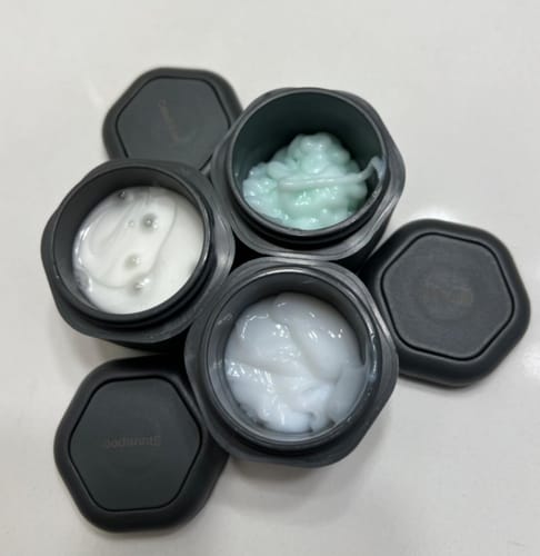 Customer photo review of Trove - Magnetic Travel Containers