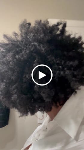 Niasia W. review of ‼️NEW‼️ Batana Butter Cream- Moisturizing Hair Cream 8oz | 12oz image 1 out of 1