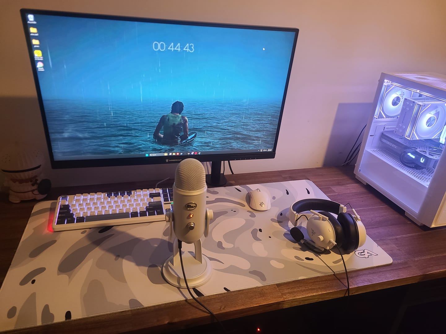 Customer photo review of Snow Swirl Mousepad