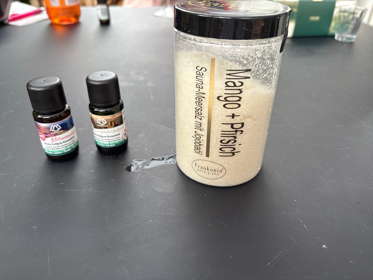 Customer photo review of Premium Sauna Meersalz Peeling Mango + Pfirsich