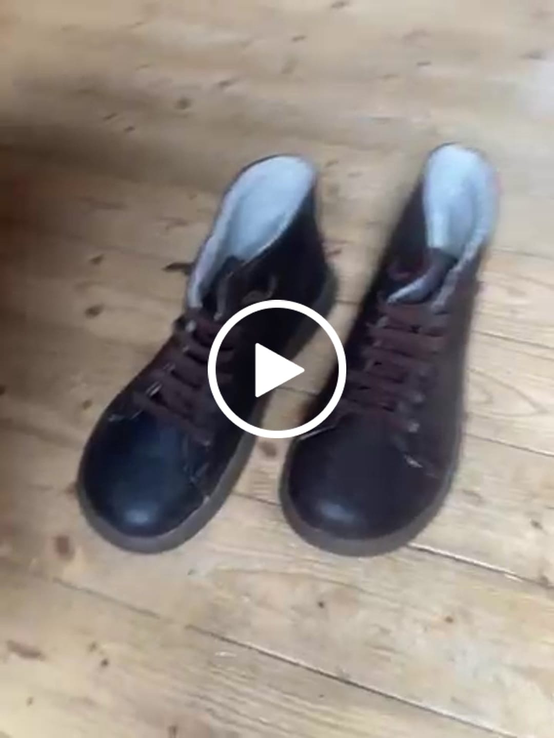 Customer video review of Women Stylish Genuine Leather Fleece-lined Boots