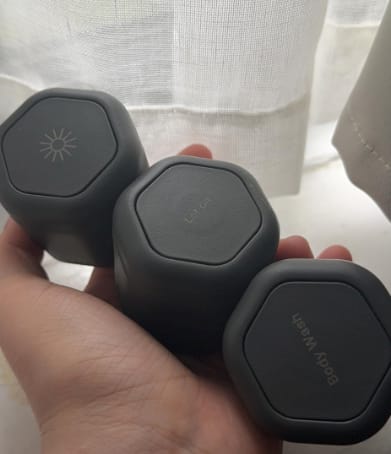Customer photo review of Trove - Magnetic Travel Containers
