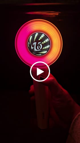 Customer video review of [2ND PRE-ORDER] TWICE - CANDYBONG ∞ OFFICIAL LIGHT STICK