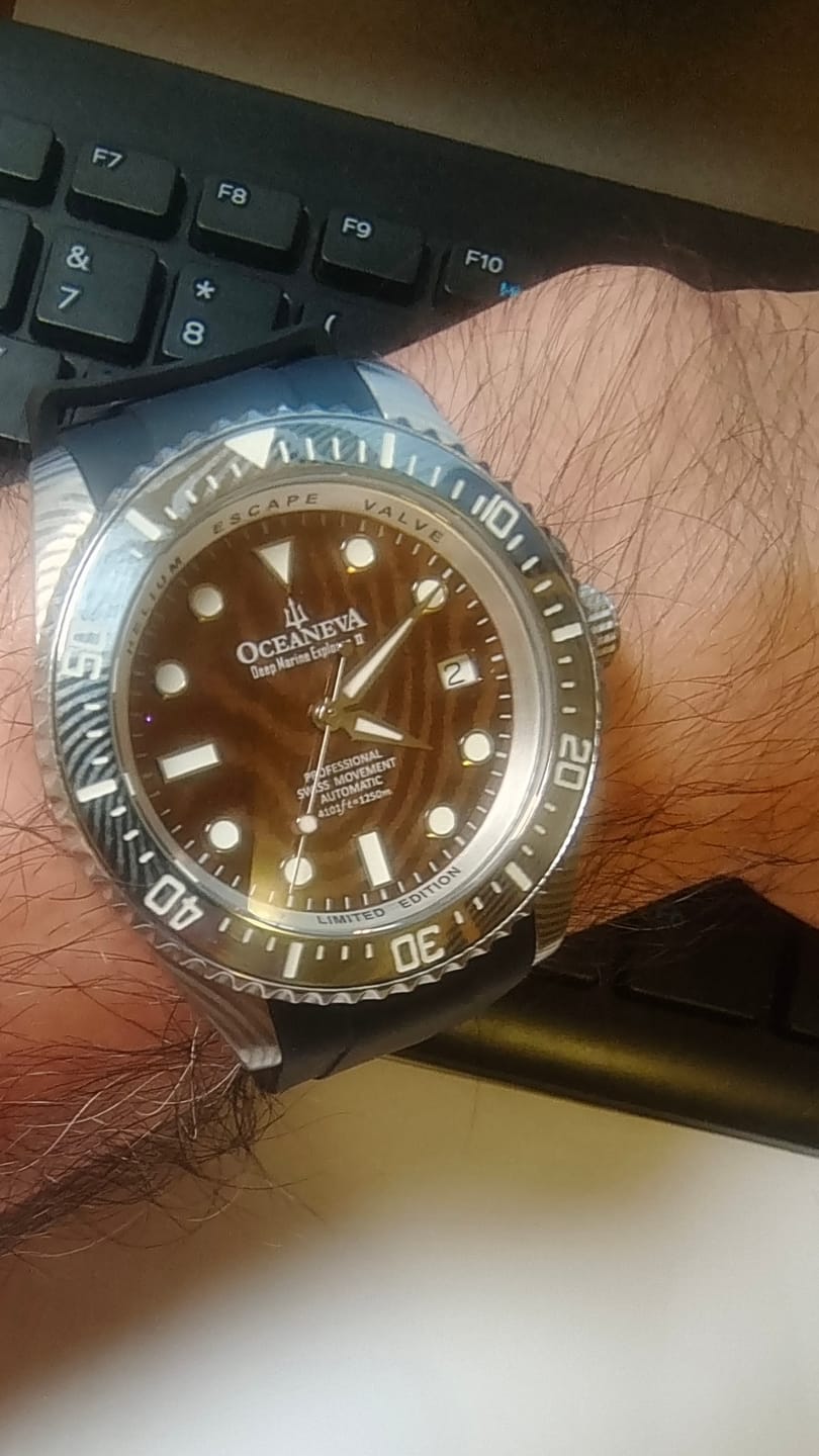 Customer photo review of Oceaneva Mens Deep Marine Explorer II Coffee Brown Damascus Steel Dial Watch Rubber