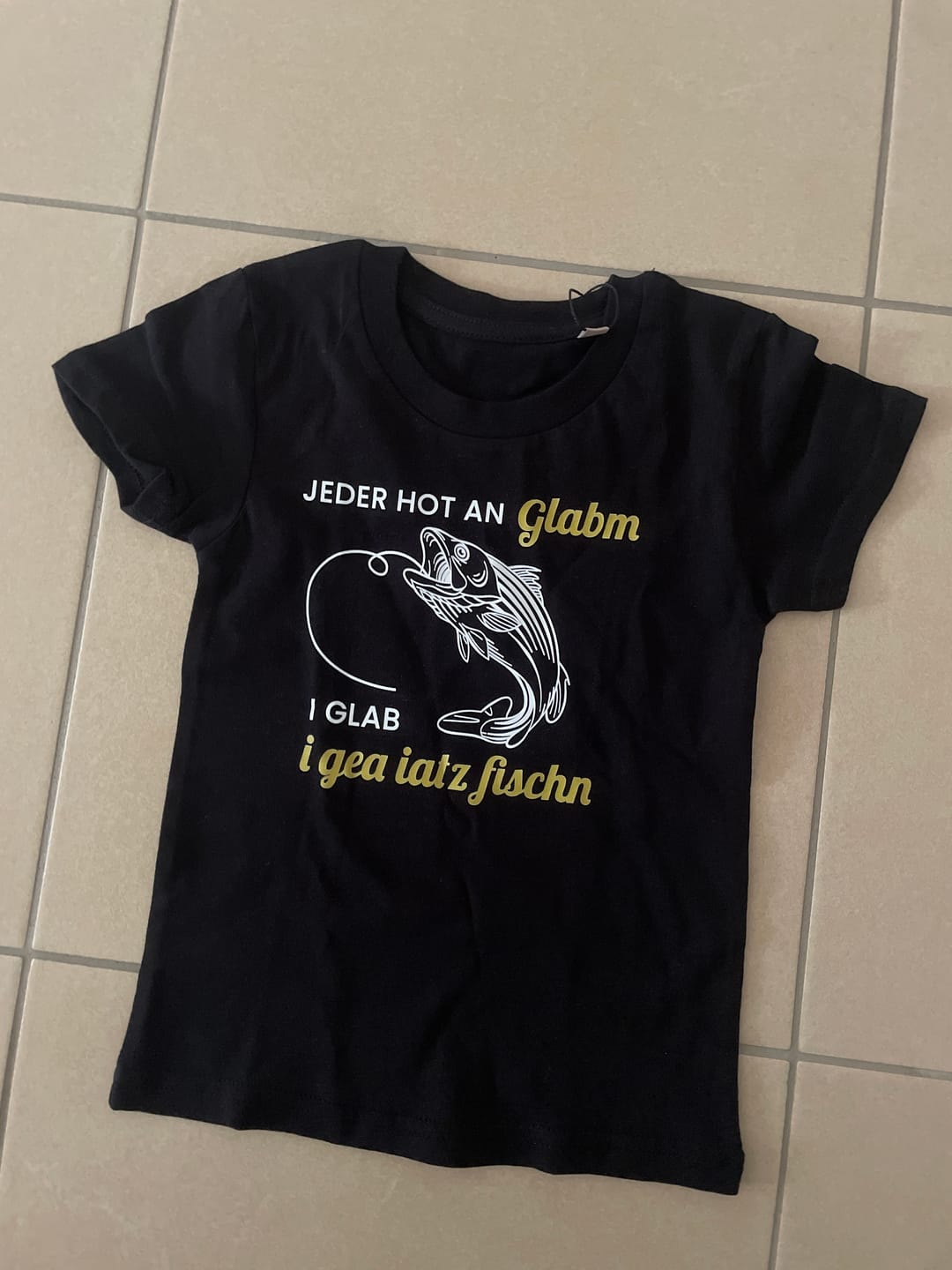 Customer photo review of I glab i gea iatz fischn - Kindershirt Premium