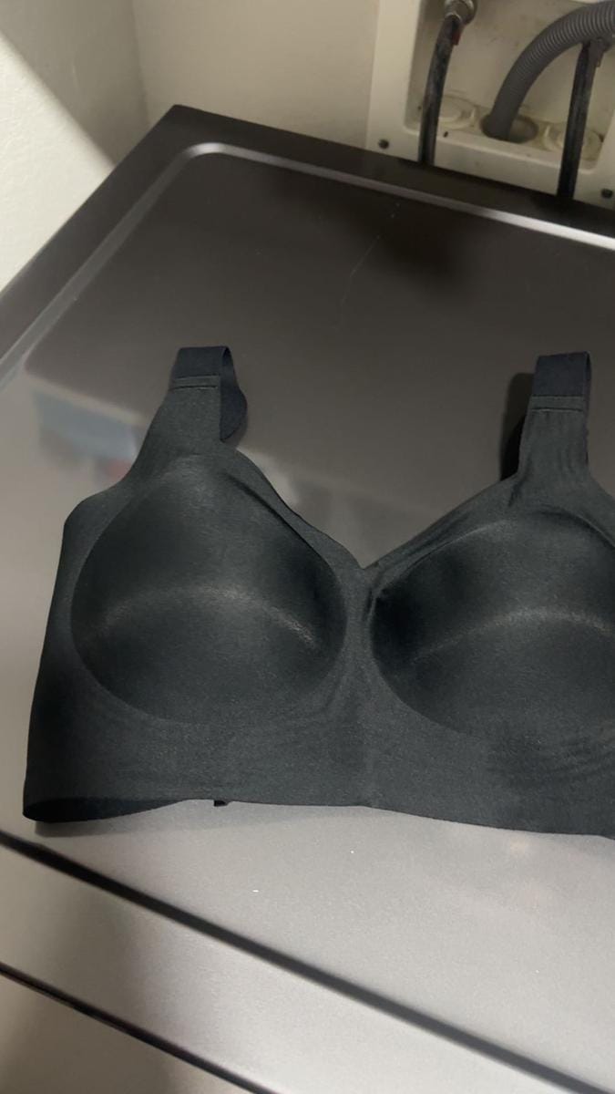 Customer photo review of Comfortable Wireless Full Coverage Jelly Smoothing Bra