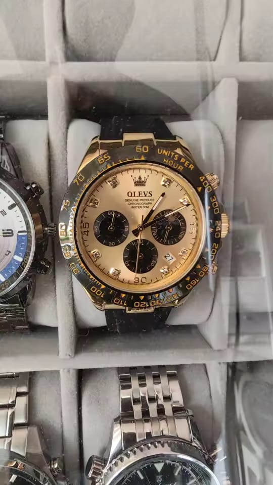 Customer photo review of OLEVS - Master