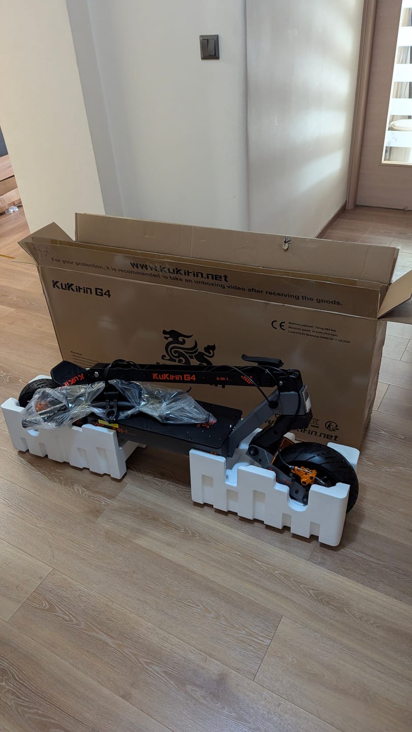 Customer photo review of KuKirin G4 Electric Scooter