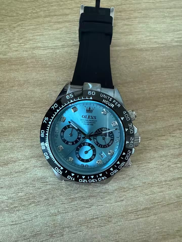Customer photo review of OLEVS - Master