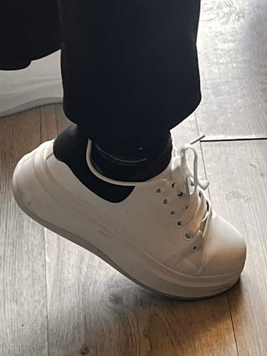 Customer photo review of Zapatilla Blanca Mujer 48021