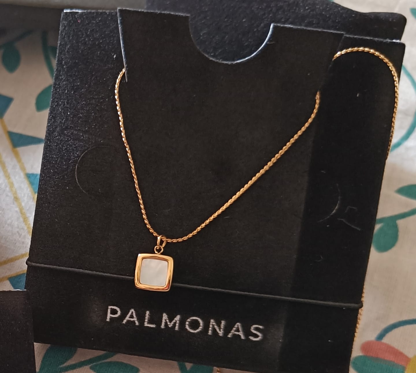 Customer photo review of Square Pendent Gold Chain Necklace