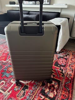 Customer photo review of Essential Collection Suitcase Dark Olive Metallic