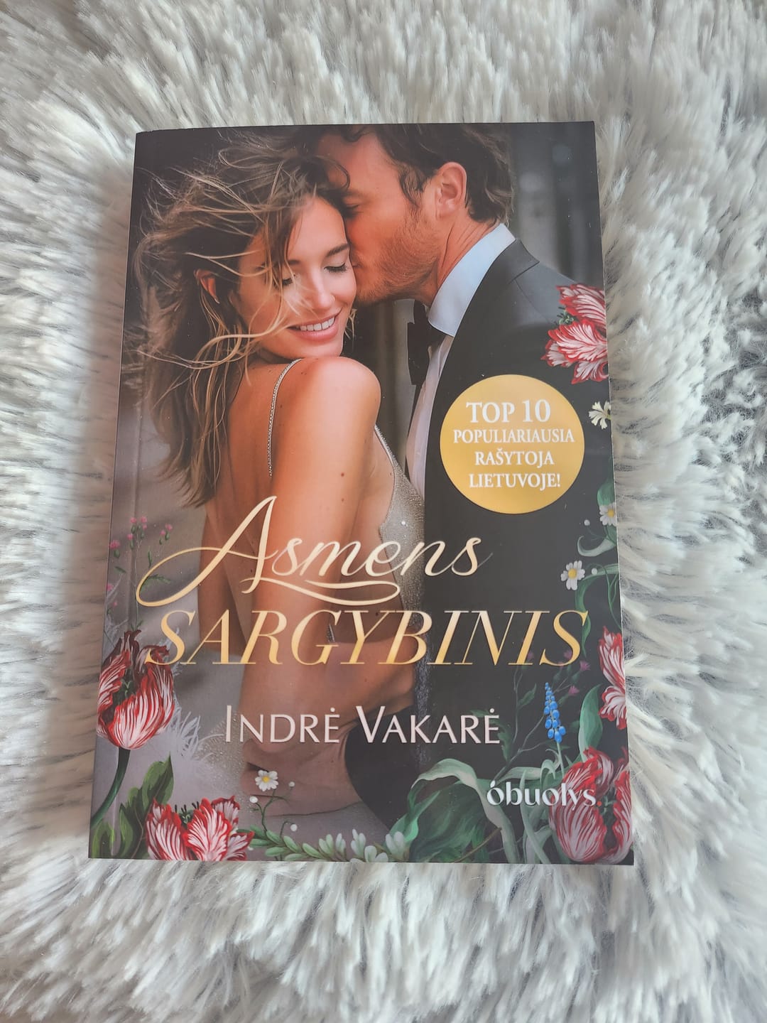 Customer photo review of Asmens sargybinis: nuo neapykantos iki meilės... veda kraują kaitinantys siužeto vingiai