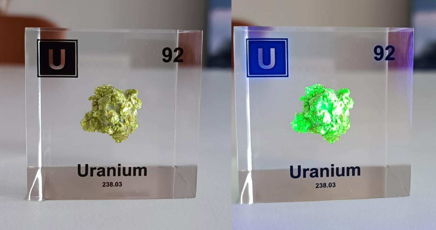 Customer photo review of Uranium Element Cube (2inch Autunite)