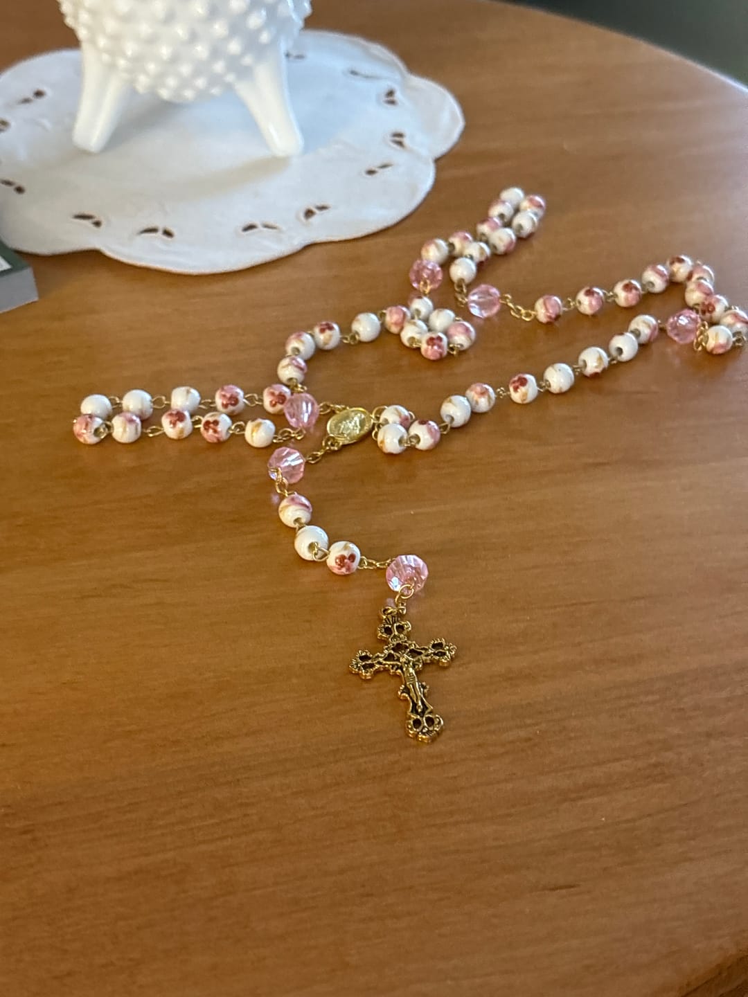 Customer photo review of Christianartworkshop Immaculate Heart of Mary & Crucifix of 8 mm Round Blue Floral Acrylic Alloy Chain Rosary